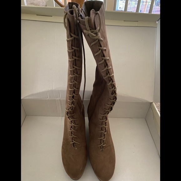 CATO Tall Laced-Heeled Boots - Picture 2 of 4